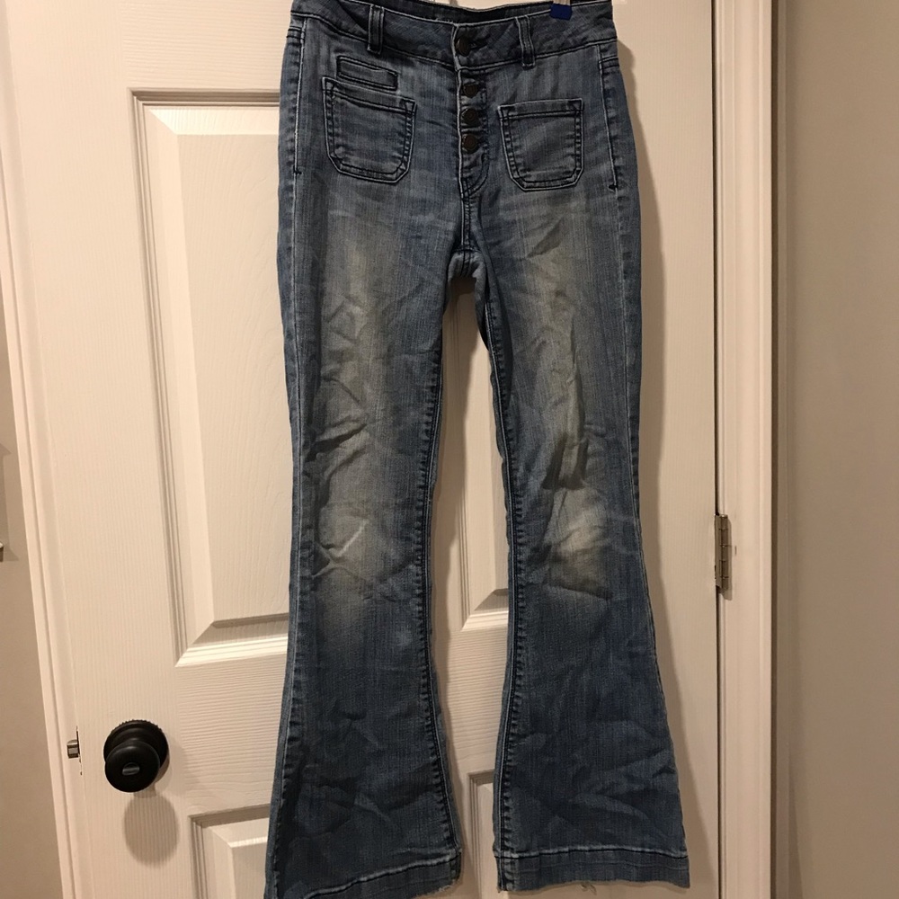 American Eagle High Rise Artist Flare